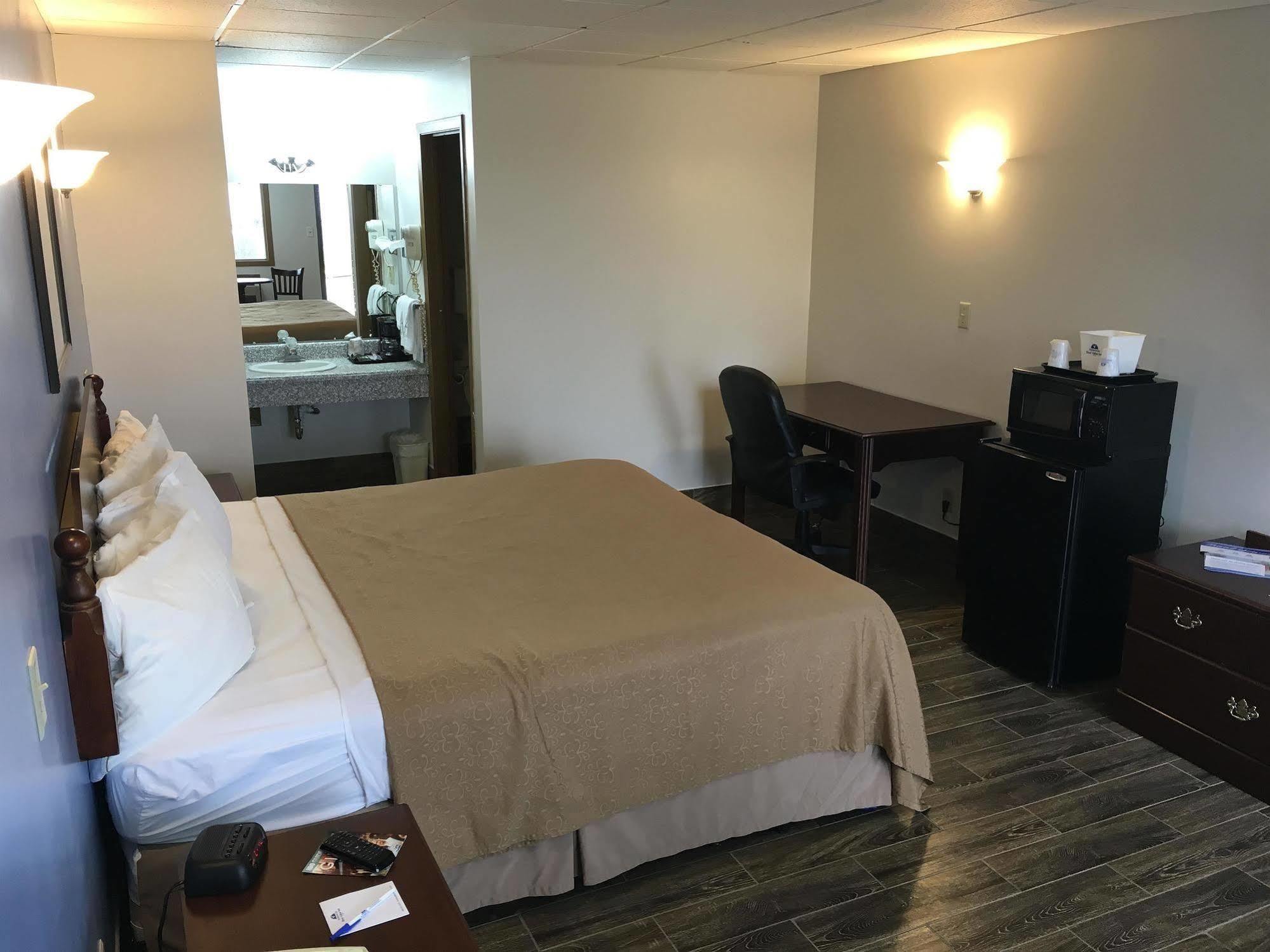 Americas Best Value Inn-Celina Екстер'єр фото